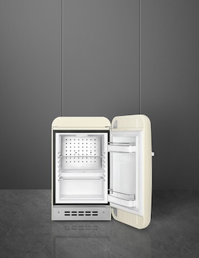 Frigobar Smeg FAB5URCR3 1.5 pies cúbicos