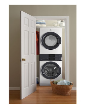 Centro de lavado + Secadora Electrolux gas y electrico 21 kg ELTG7300AW