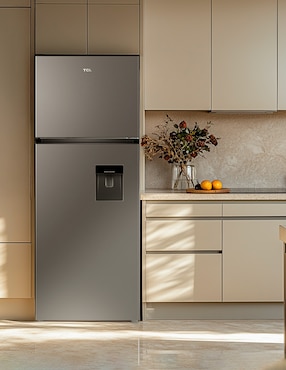 Refrigerador Top mount Tcl 16 pies cúbicos inverter no frost y fábrica de hielo TDD16GWD