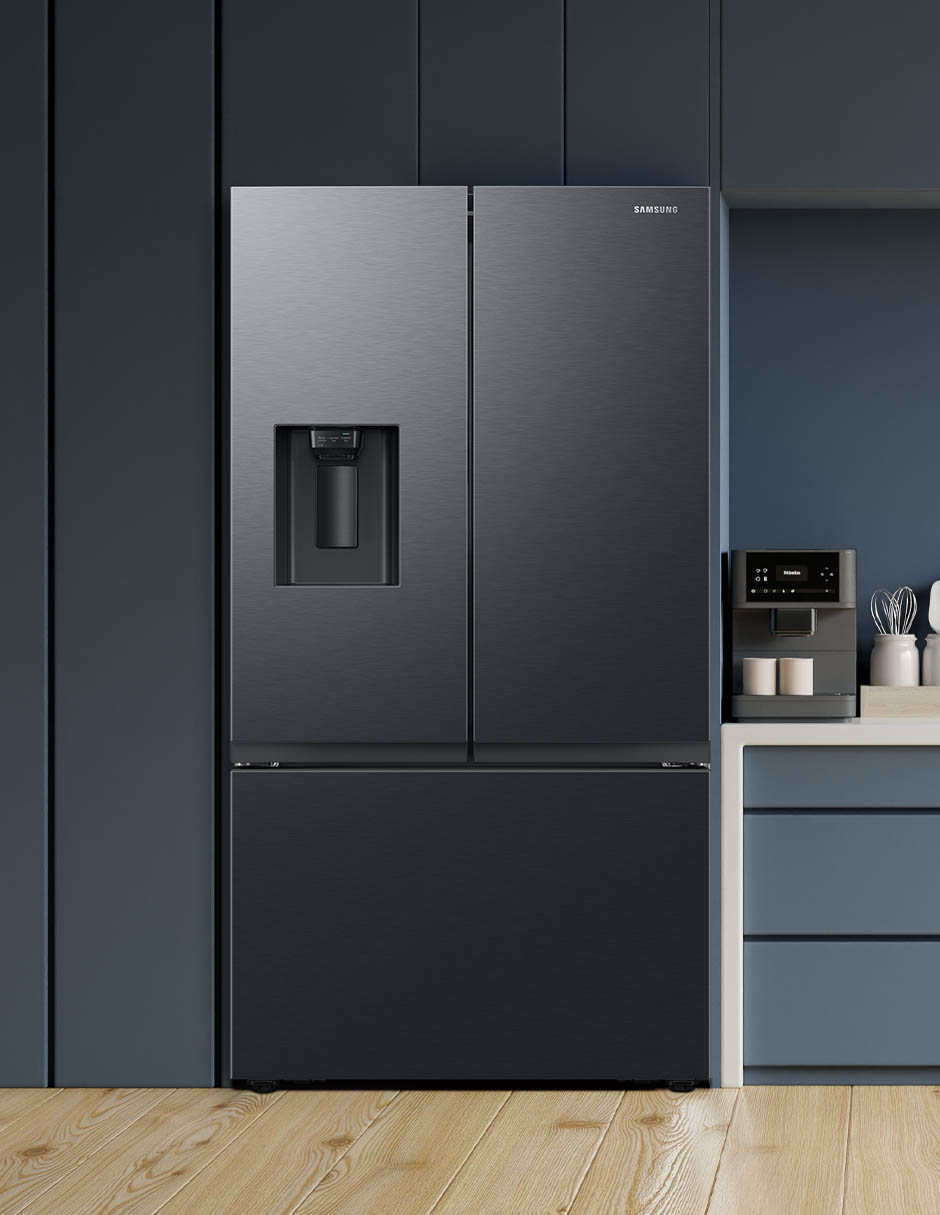 Refrigerador french door 31 pies cúbicos inverter y fábrica de hielo RF32CG5411B1EM 3