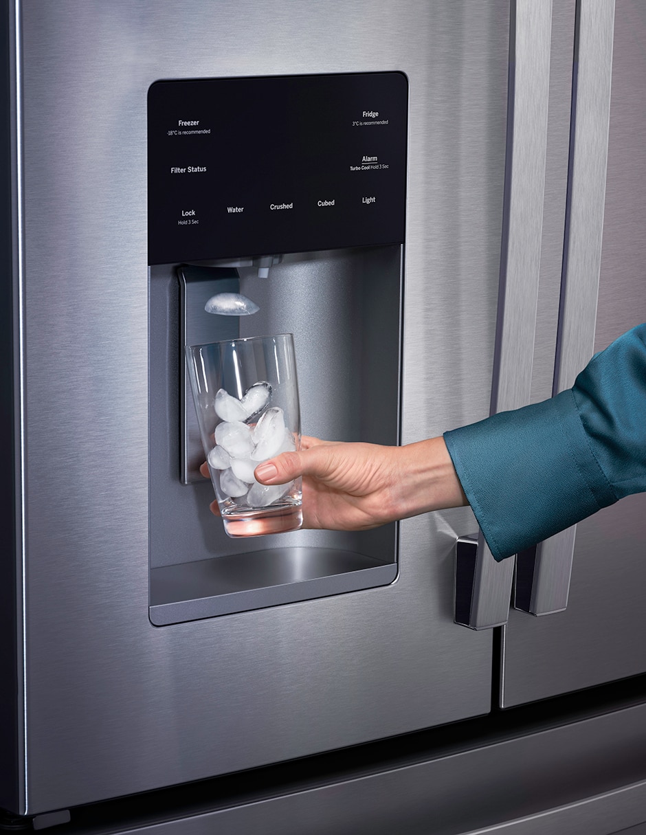 Refrigerador bottom mount 21 pies cúbicos tecnología no frost y fábrica de hielos PYN21JBWCKB 11